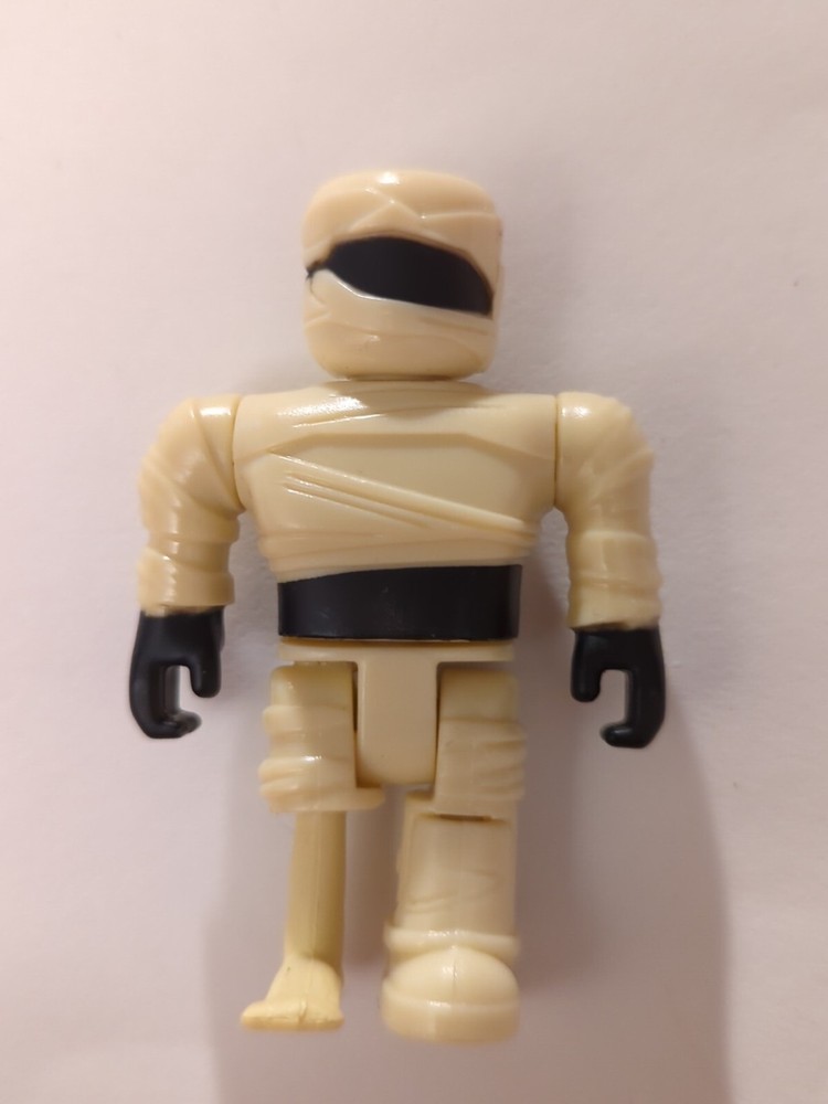 Jazwares LLC Roblox Jailbreak Museum Heist Cursed Mummy Action Figure 2.5″