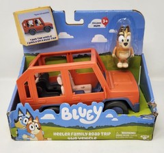 Bluey Heeler Family Road Trip 4WD Vehicle Playset | Includes Mum