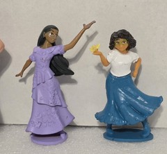 Authentic Disney Store Encanto Madrigal Figurine Toy Set 7 Figures Mirabel Bruno