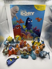 Lot Of 21 Finding dory Pvc Lot & Playmat & Book Nemo Disney Store Busy Book