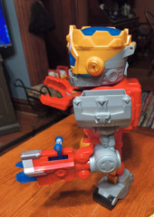 Treasure X Robots Gold Mega Treasure Bot Electronic Figure Moose Toys Working