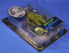CREATURE FROM THE BLACK LAGOON FIGURE 2014 DIAMOND SELECT UNIVERSAL MONSTERS TRU