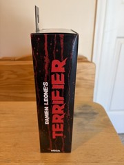NECA ULTIMATE TERRIFIER ART THE CLOWN Blood Soaked – Walmart Exclusive