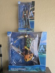 McFarlane Avatar Tonowari and Mega Skimwing Figures Lot of 2.