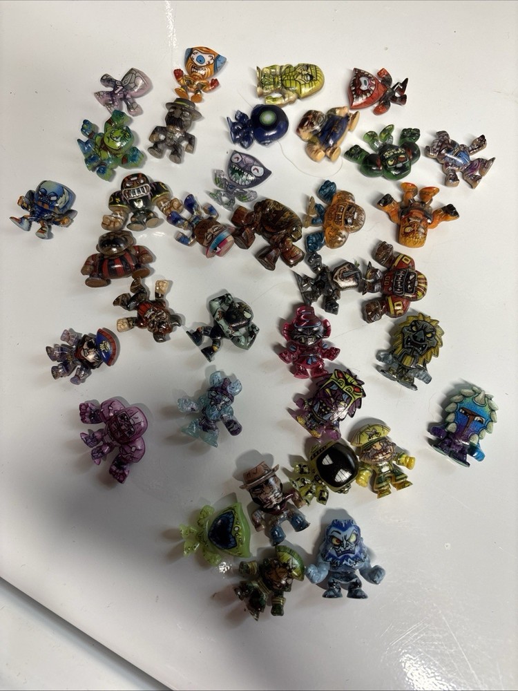 Million Warriors Spin Master Lot of 36 Mini Figures