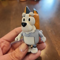 Bluey figure Grandpa Bob “Bobba” Father to Bandit, Rad, and Stripe