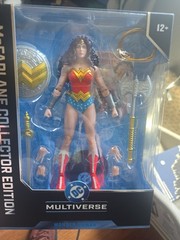 McFarlane Collector Edition Multiverse DC Classic WONDER WOMAN 61 In Hand