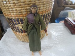 ORIGINAL 1974 MEGO “PLANET OF THE APES DR. ZIRA” 8″ TALL ACTION FIGURE-HONG KONG