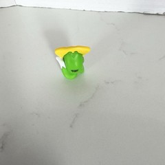Lost Kitties Cheesy Toy Pizza Figure