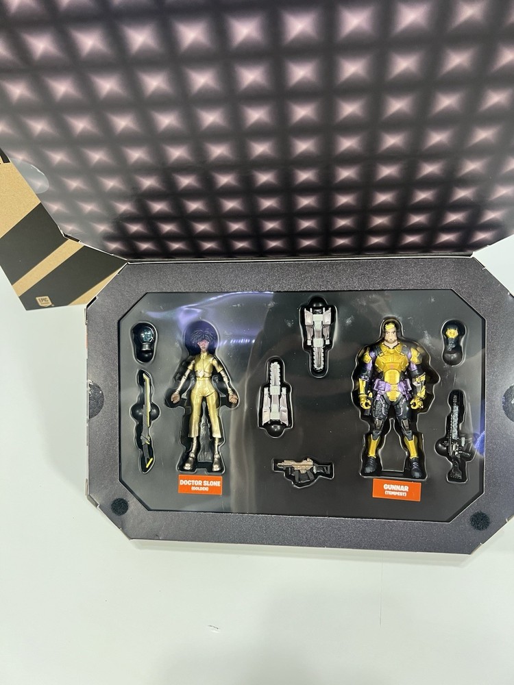 VAULT EXCLUSIVE Fortnite Doctor Slone & Gunnar Battle Chest Set NEW 1 of 3000