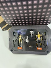 VAULT EXCLUSIVE Fortnite Doctor Slone & Gunnar Battle Chest Set NEW 1 of 3000
