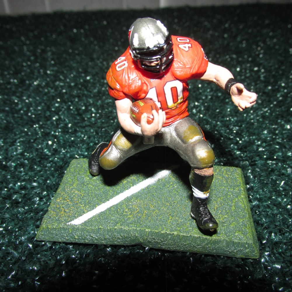 McFarlane 2004 Mike Alstott Tampa Bay Buccaneers 3″ Figure (open/loose)
