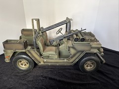 21ST CENTURY TOYS 1999 NAVY SEAL M151-A2 SPECIAL OPS JEEP MUTT & SOLDIER FIGURE