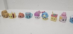Shopkins Mini Figures Lot of 24 Mixed Seasons Food Desserts Sweets Toys Moose