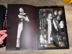 NECA DAMIEN LEONE’S TERRIFIER ULTIMATE ART THE CLOWN ACTION FIGURE NEW