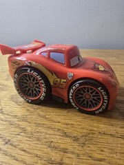 Disney Cars 2 Lightning McQueen Shake n Go Truck Toy Talks 2010