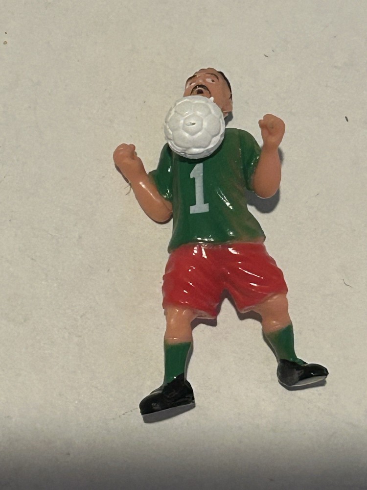 Homies Series 12 GOLASO 1/32 Scale Rare Soccer El Tri Figure COMBINE SHIPPING