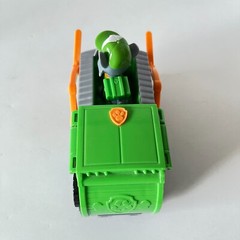 Paw Patrol Rocky Pup Figure and Transforming Recycle Truck with Pop Out Tools