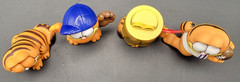 4 Vintage 1981 GARFIELD 2.5” PVC Figures United Features Football Baseball