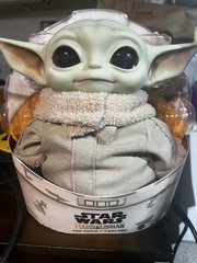Mattel Star Wars The Mandalorian The Child (Grogu) Figure Plastic/Fabric