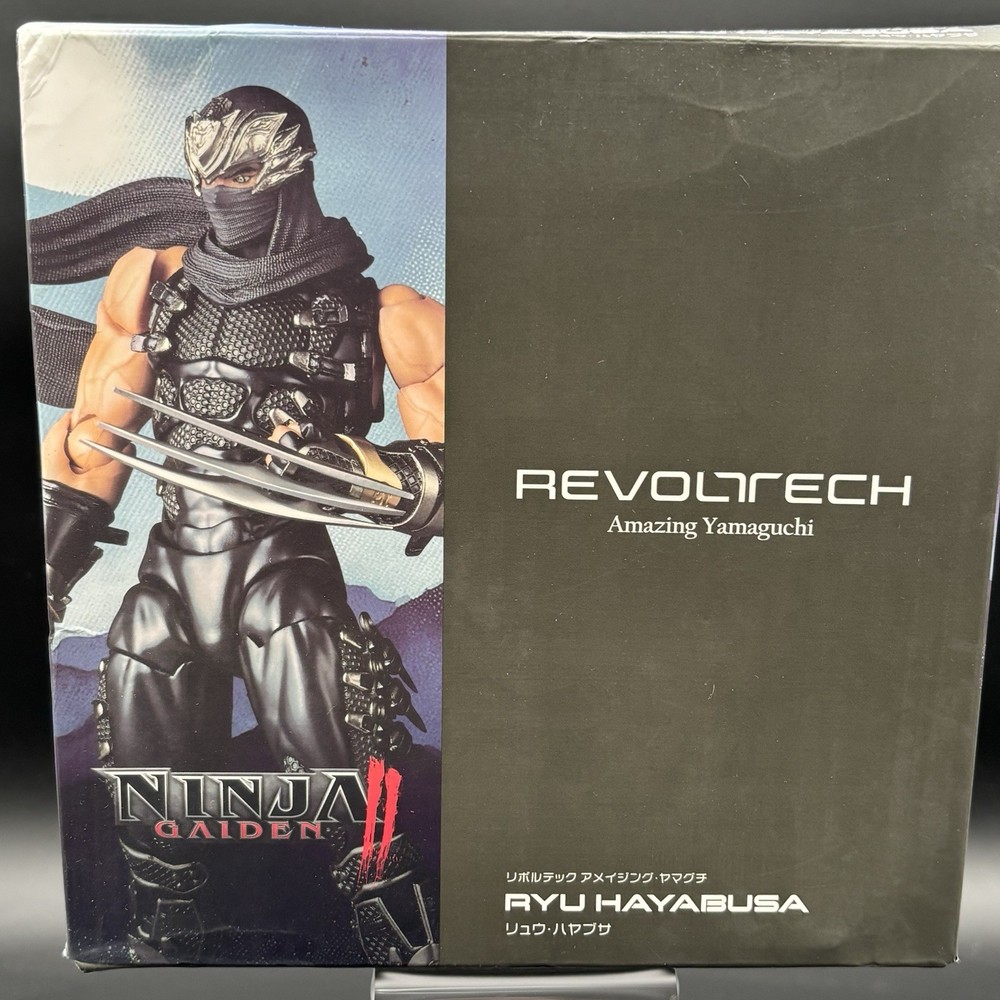 Kaiyodo Revoltech Amazing Yamaguchi Ryu Hayabusa Ninja Gaiden 2 damaged box