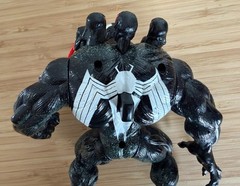 Vintage 1996 Toy Biz Marvel Spider-Man “Venom The Madness” Action Figure Toy
