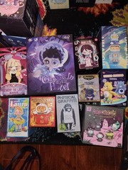 LARGE BUNDLE OF 25 FIGURINE BLIND BOXES F5