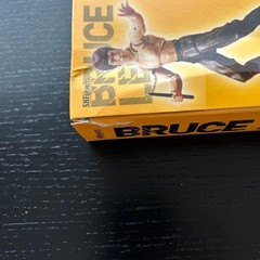 S.H.Figuarts Bruce Lee Action Figure Box Damage