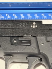 1:1 Sig Sauer P226 Toy Gun Nonfiring Metal Extremely Rare Collectible Pistol 226