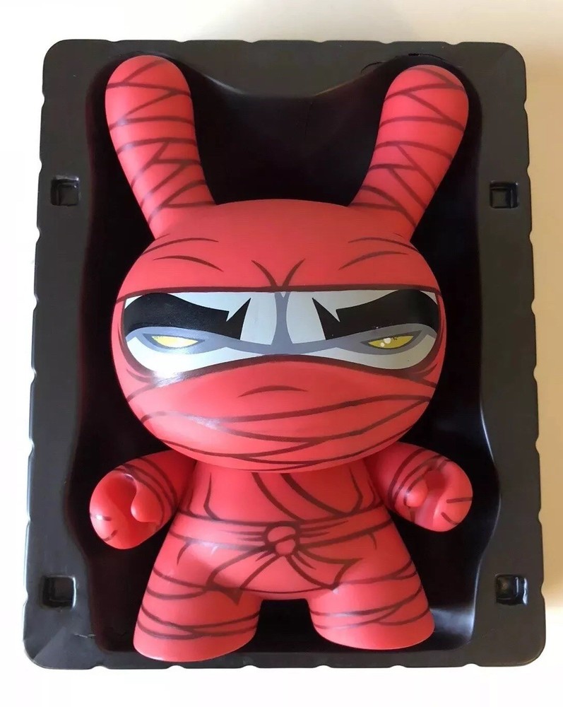 Kidrobot MAD NINJA RED 8” Dunny Limited Special Edition Vinyl Art Toy VERY RARE!
