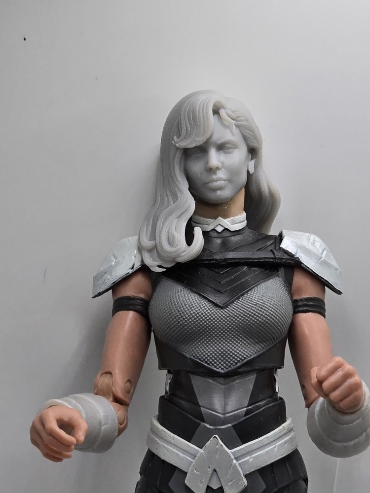 3d Print BASINGER REPORTER VIKKI LARGE HEAD 1:10 7″ DIAMOND SELECT DC MULTIVERSE