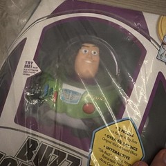 Disney Pixar Toy Story Buzz Lightyear Signature Collection Thinkway NIB COA NM