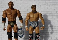4 Custom WWE Raw And Smackdown Tag Uso Belts 6″ (figures not included)