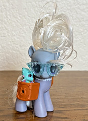 My Little Pony SILVER SPOON G4 3″ Brushable, Replacement Blue Glasses, Refurbish