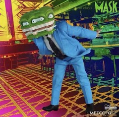 Mezco Toyz One:12 Collective The Mask Deluxe Action Figure w/ Stand & Guns