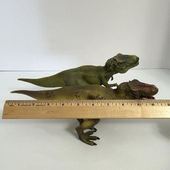 Dinosaur action figure mixed lot of 15 Jurassic World & Vtg Solid Dino figurine