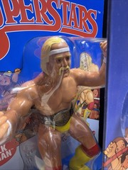 WWE LJN MATTEL SUPERSTARS HULK HOGAN TAN SKIN & Regular Figure Pair Two w/ Belt