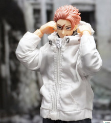 BW-YJ-JKT-WHT: 1/12 white zipper hoodie for Bandai SHF Yuji Action Figure
