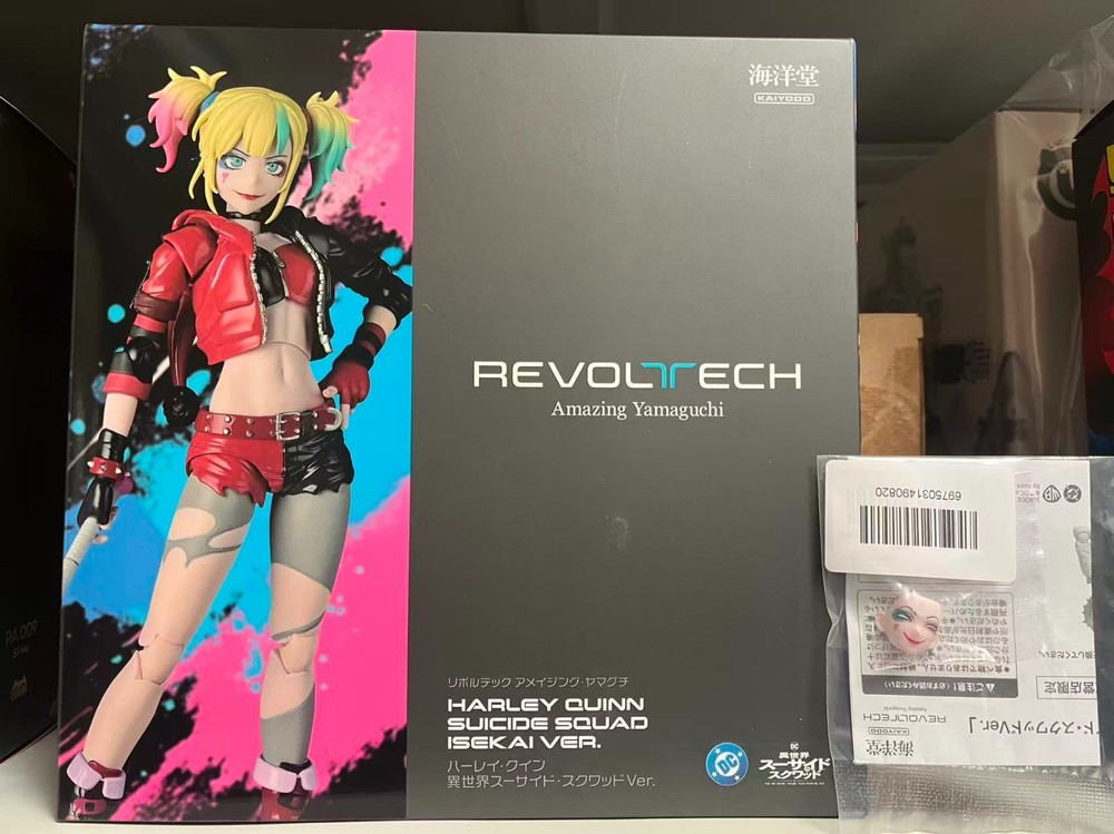 Kaiyodo Revoltech Harley Quinn Suicide Squad Isekai Ver. Figure w/Bonus In Stock