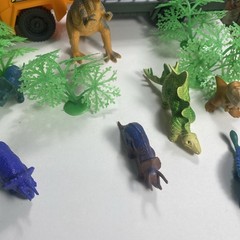 Dinasour Toy Lot Mixed Sets Trees 18 Pieces Everything You See Here!! See Desc.