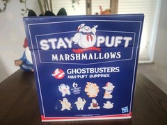 4 Ghostbusters Stay Puft Marshmallow Mini-Puft Surprise Sealed With Display Box