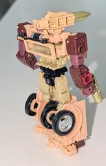 Transformers Legacy Detritus complete deluxe generations Evolution