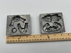 1993 TOYMAX METAL MONSTER MOLDS “ROBOT?”