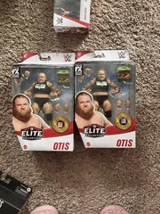 MULTIPLE ACTION FIGURES IN BOXES