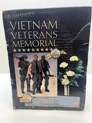 2000 The Ultimate Solder CP33669 Vietman Veterans Memorial Figure Se