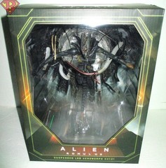 SUSPENDED LAB XENOMORPH XX121 Alien Romulus 7″ Scale Action Figure Neca 2025