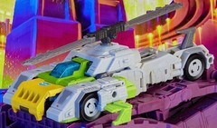 Autobot Springer | Transformers Generations Legacy Wreck â€˜N Rule Collection