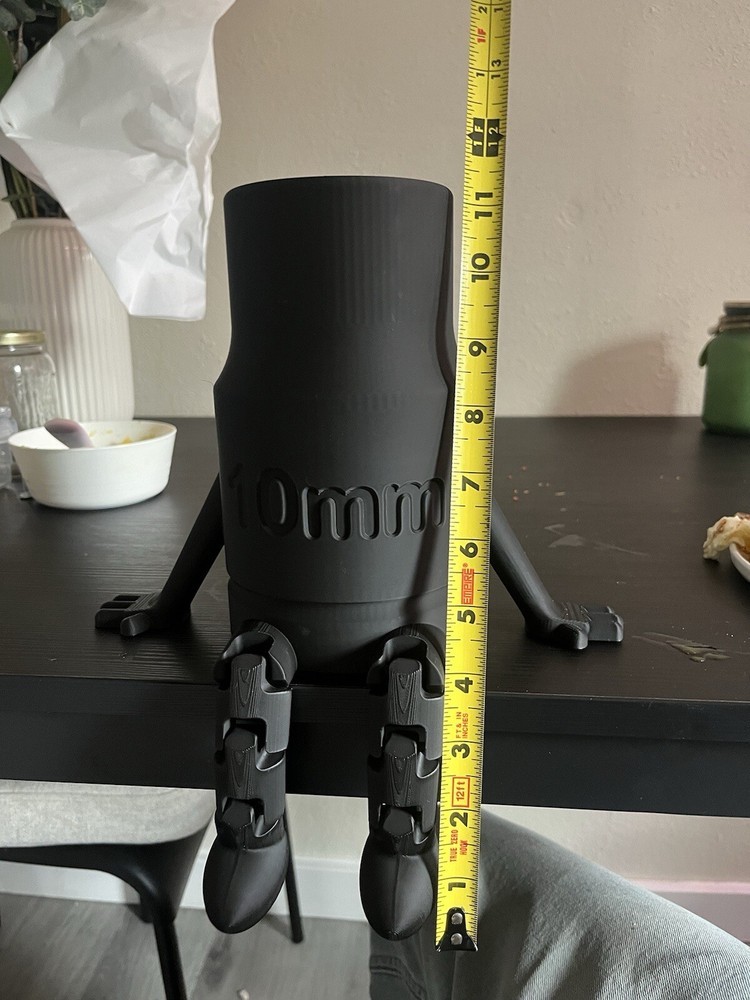 Giant 10mm Socket With Articulated Legs Figure