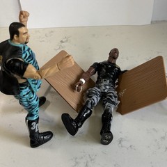 WWF Jakks 1999 Dudley Boyz Titan Tron Live Set – Buh Buh Ray & D-Von + Table