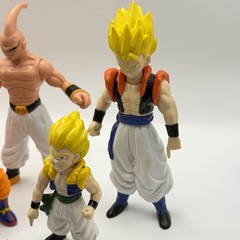 1989 Vintage Lot of (6) DRAGON BALL Z Action Figures & Accessories Super Saiyan